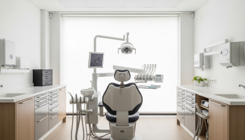 Reforma de clínica dental: Precios, normativas y pasos clave.